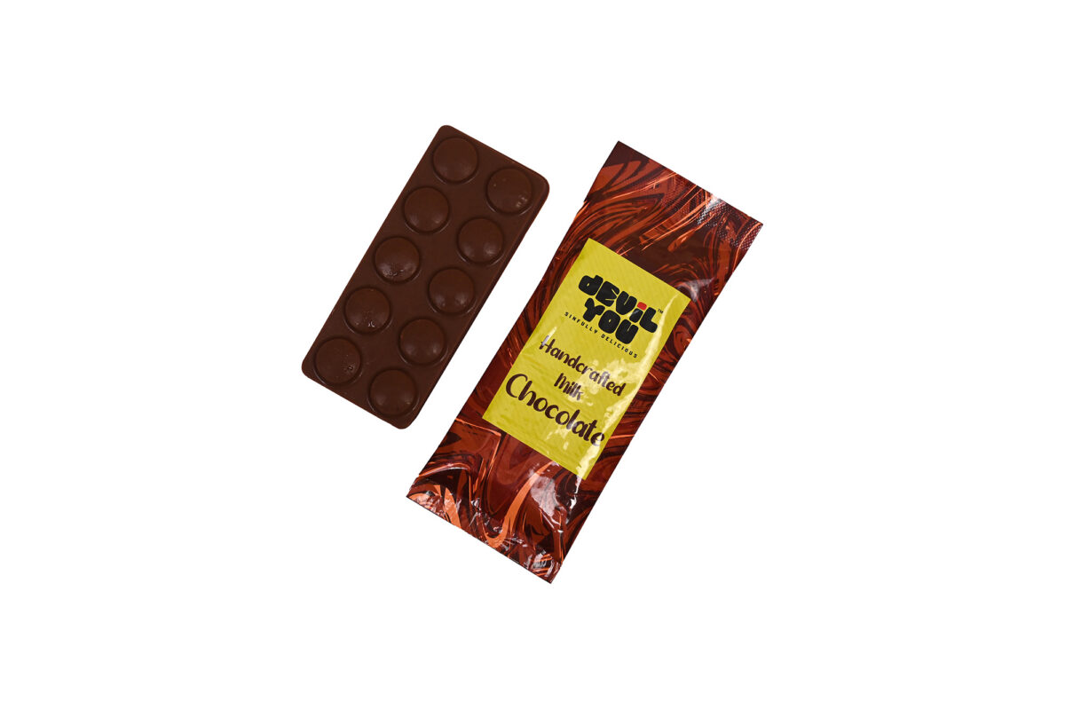 milk chocolate bar medium size