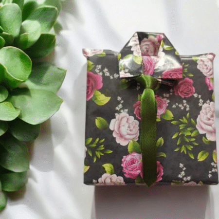 Gift Box with 2 chocolate bars